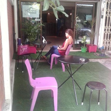 Yaya Guesthouse Bangkok Exterior foto